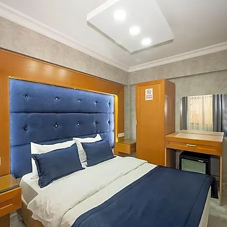 Hotel Tamara 3*